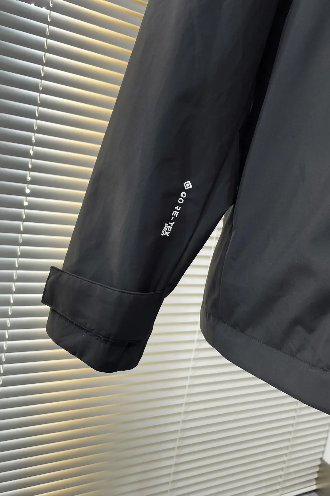 Same Style， ， 2026 New Arrival ，Original Premium Breathable ， ， ， Quality。 ， Sizes：M～3XL，
